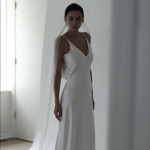 A. B. ELLIE | HDWR Hayden Pearl Edge Veil